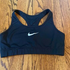 Nike black sports bras size medium